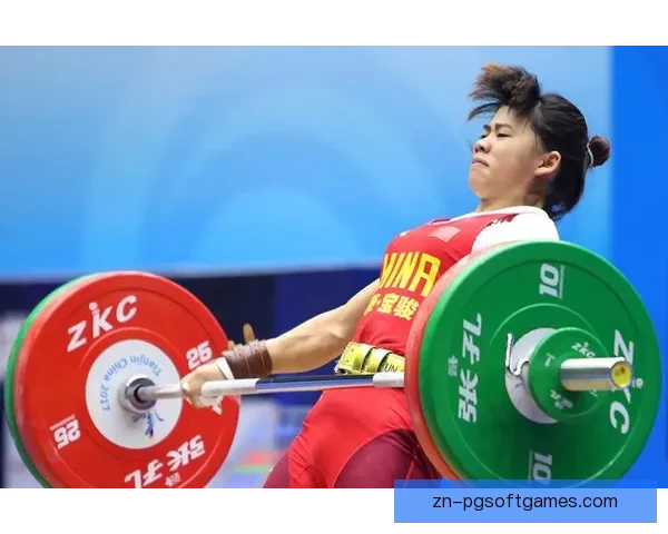 举重比赛精彩瞬间回放：力量与技艺的完美结合