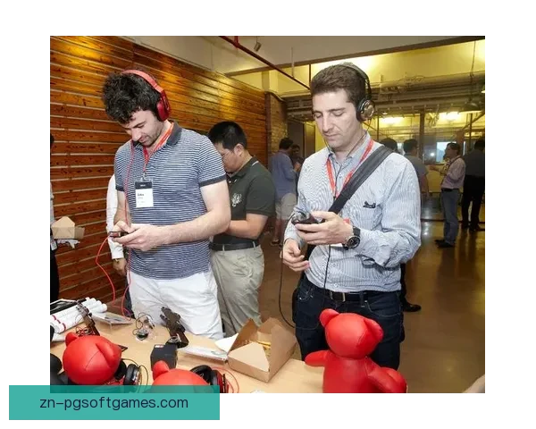 全球摔跤精英齐聚狂热斗技场